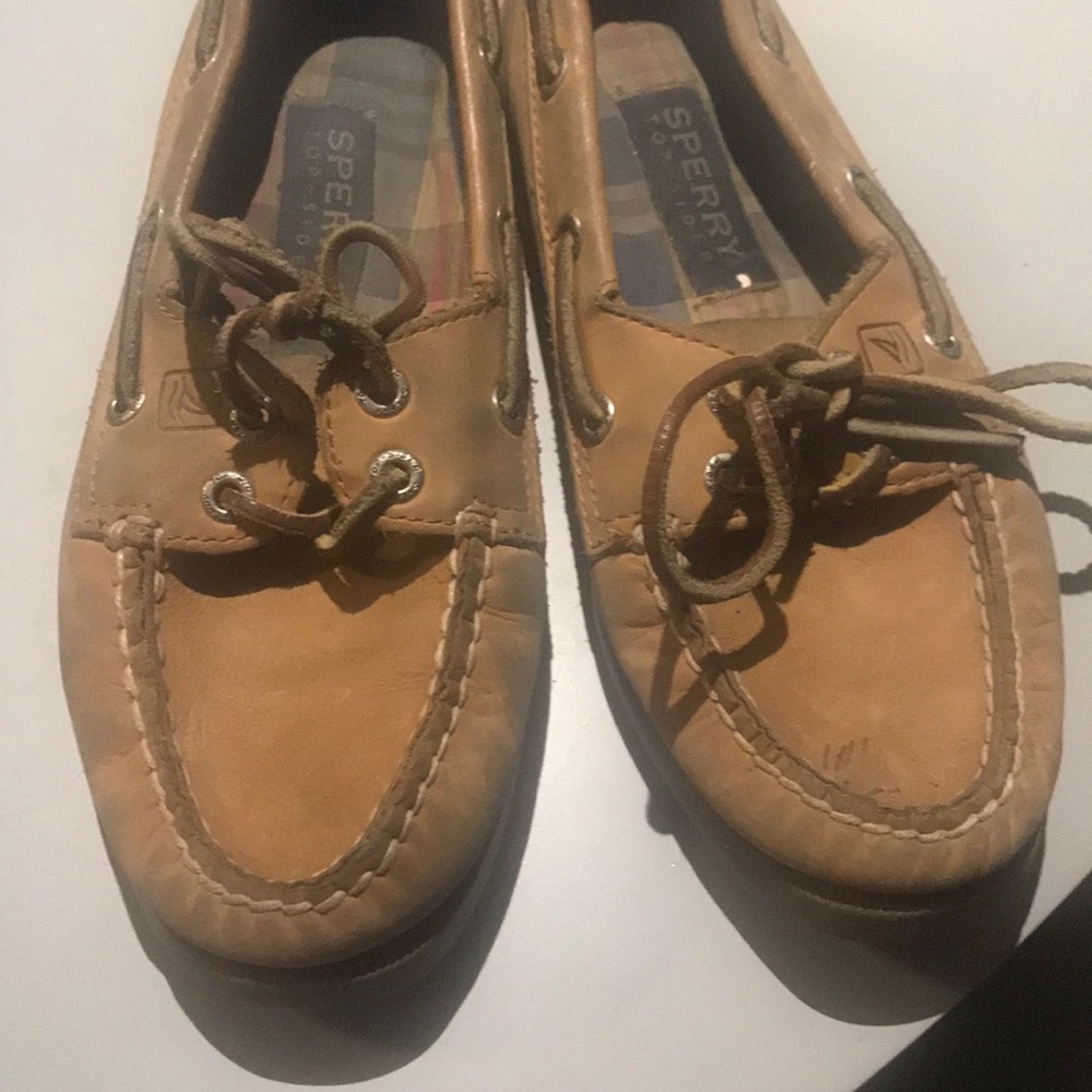 Sperry’s - Picture 3 of 7
